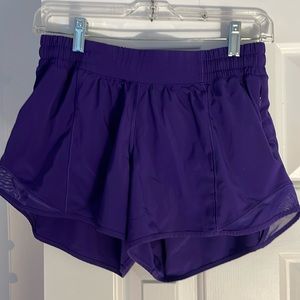 COPY - Lululemon Low Rise 4” Hotty Hot Shorts